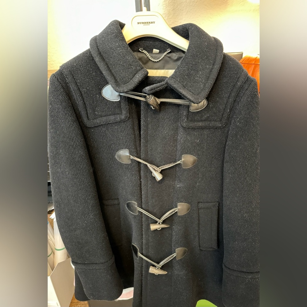 EUC Burberry black wool horn toggle coat